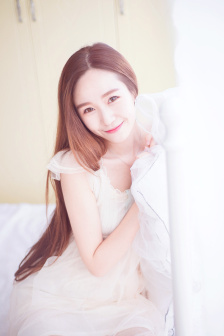 选美俏卧底